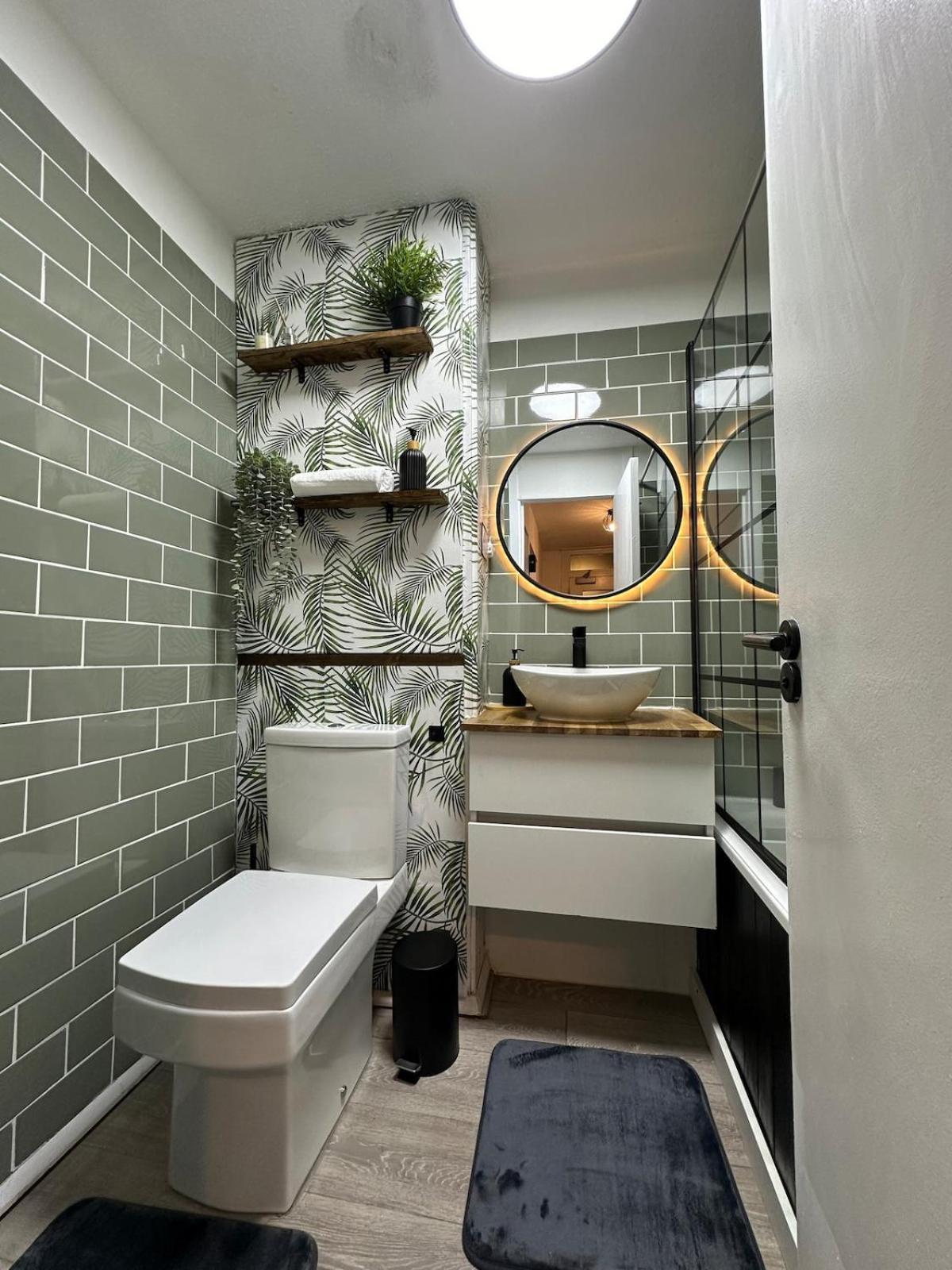 Spacious And Modern Flat In Archway Londra Exterior foto