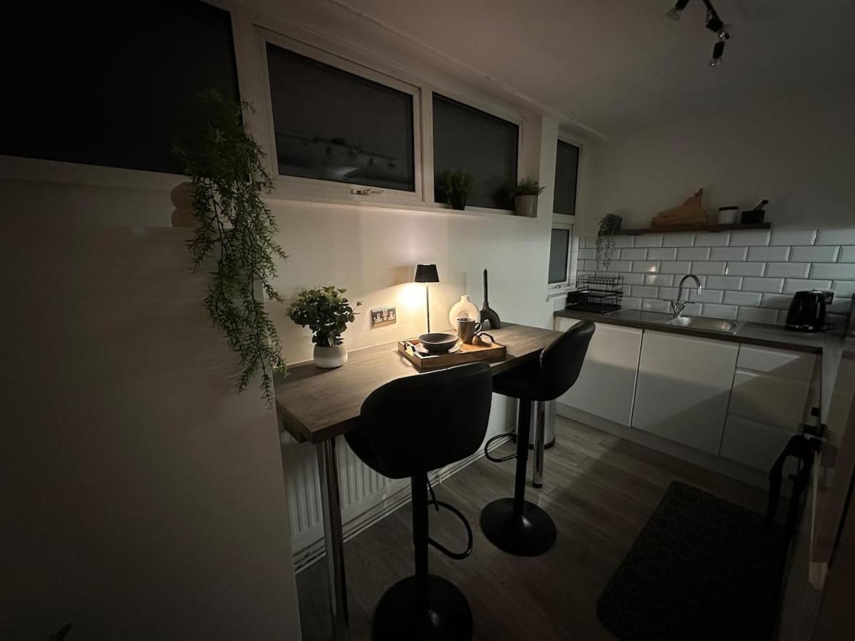 Spacious And Modern Flat In Archway Londra Exterior foto